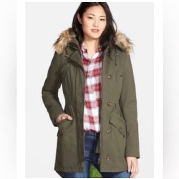 Sam Edelman Jackets & Blazers - Sam Edelman Green Hooded Faux Fur Trim Parka /Jacket Size M